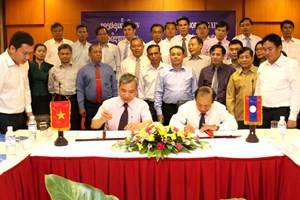 Việt - Lào họp đoàn chuyên viên liên hợp cắm mốc biên giới